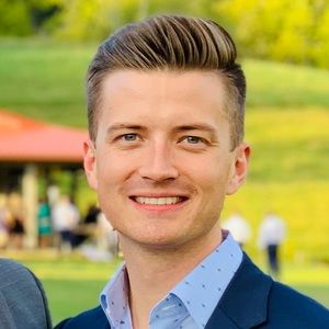 Meet your Posher, Dustin